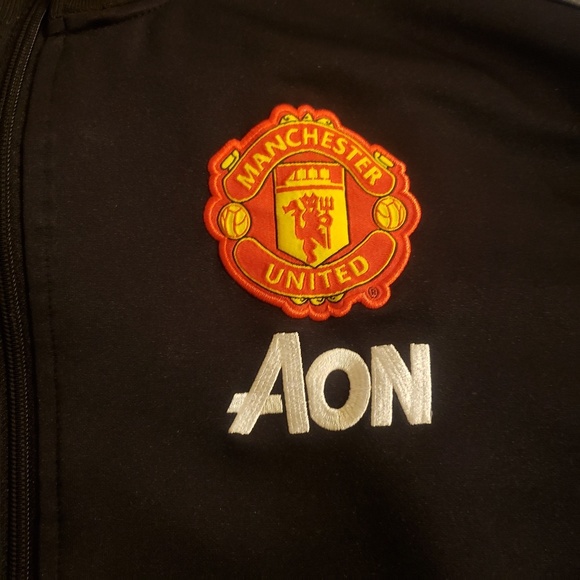 Manchester United Jacket - Picture 4 of 6